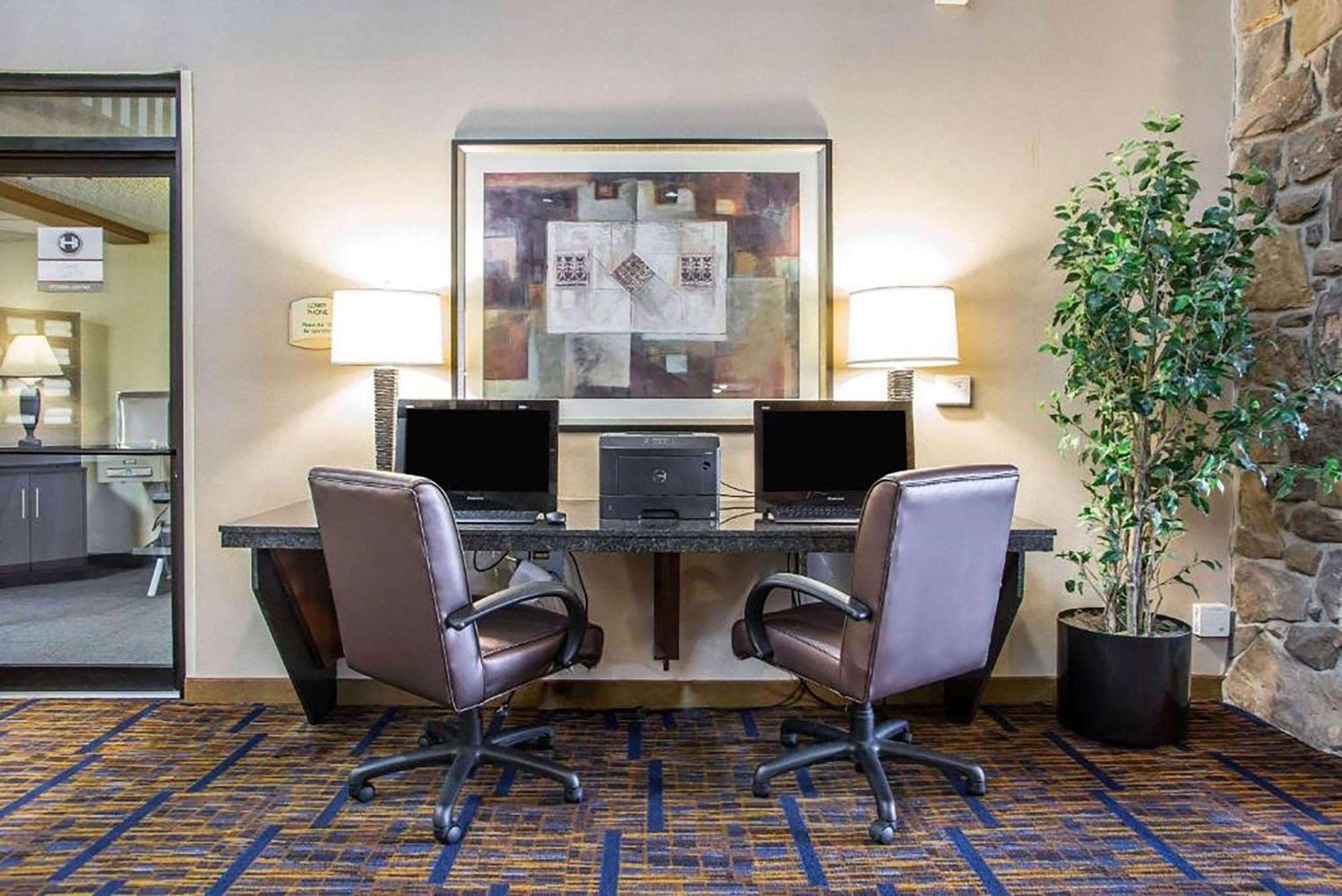Howard Johnson By Wyndham Merrillville Buitenkant foto