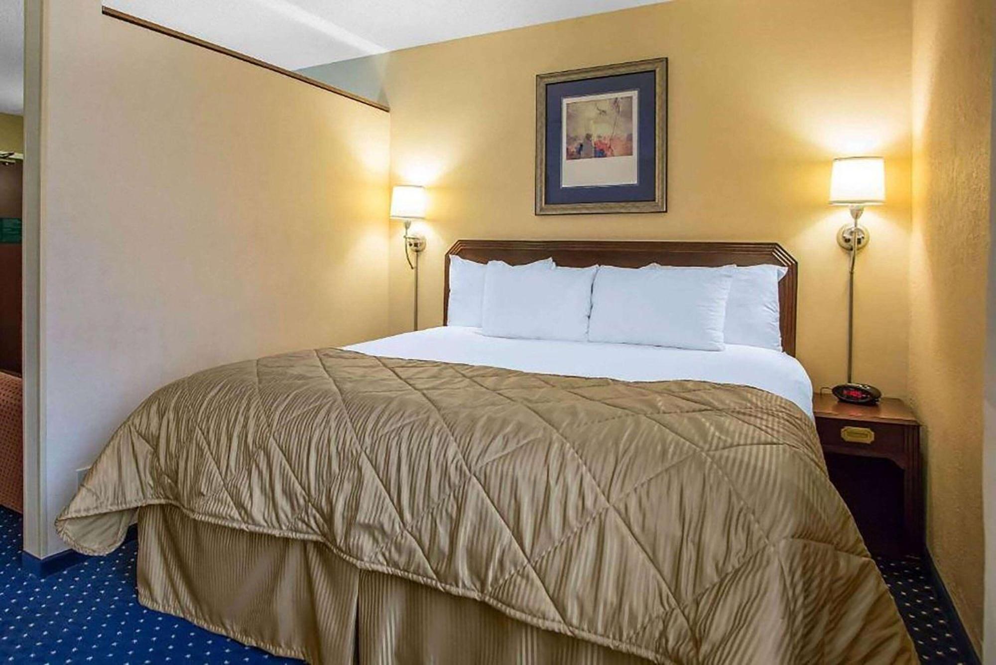 Howard Johnson By Wyndham Merrillville Buitenkant foto